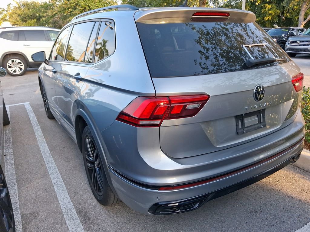 Used 2022 Volkswagen Tiguan SE R-Line FWD image 10