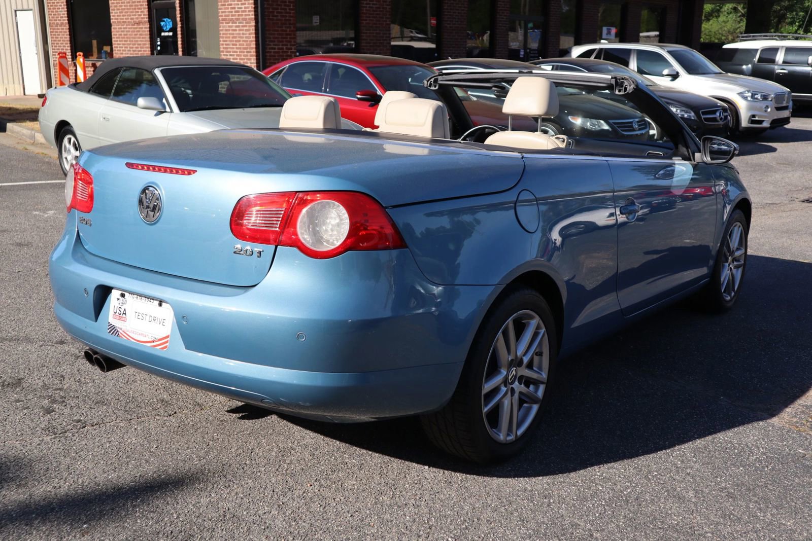 Used 2008 Volkswagen Eos Lux FWD image 6