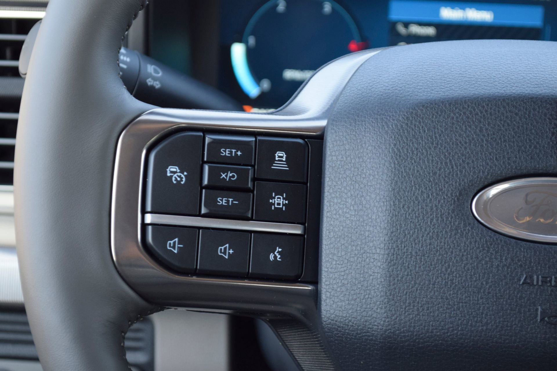 New 2026 Ford F350 Platinum w/ Platinum Plus Package image 9