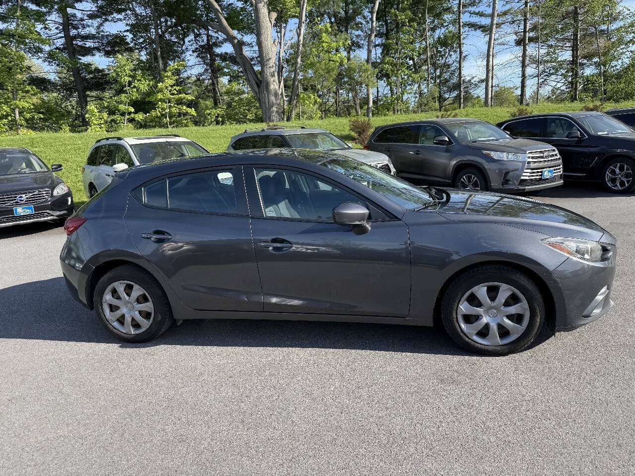 Used 2015 MAZDA MAZDA3 i Sport FWD image 5