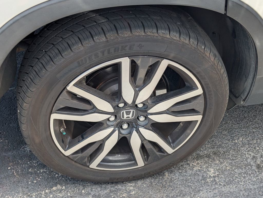 Used 2021 Honda Pilot Elite image 11