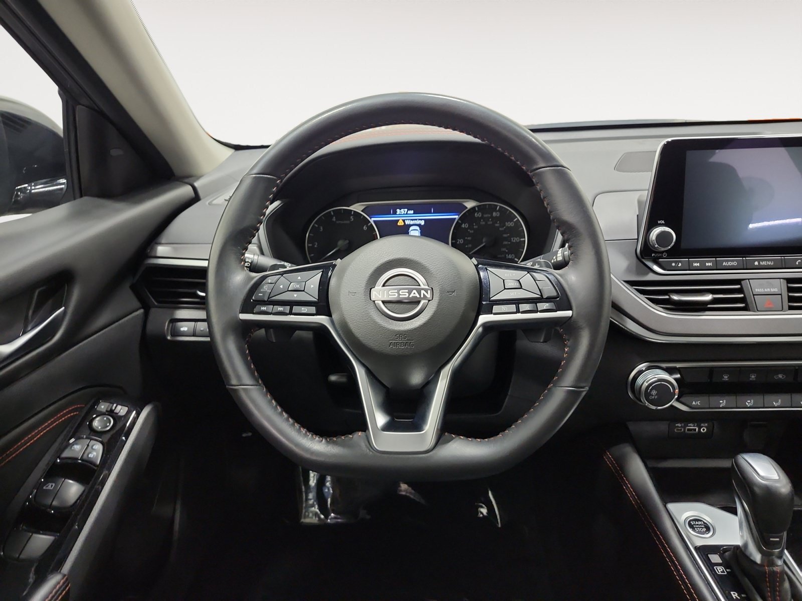 Used 2023 Nissan Altima 2.5 SR FWD image 12