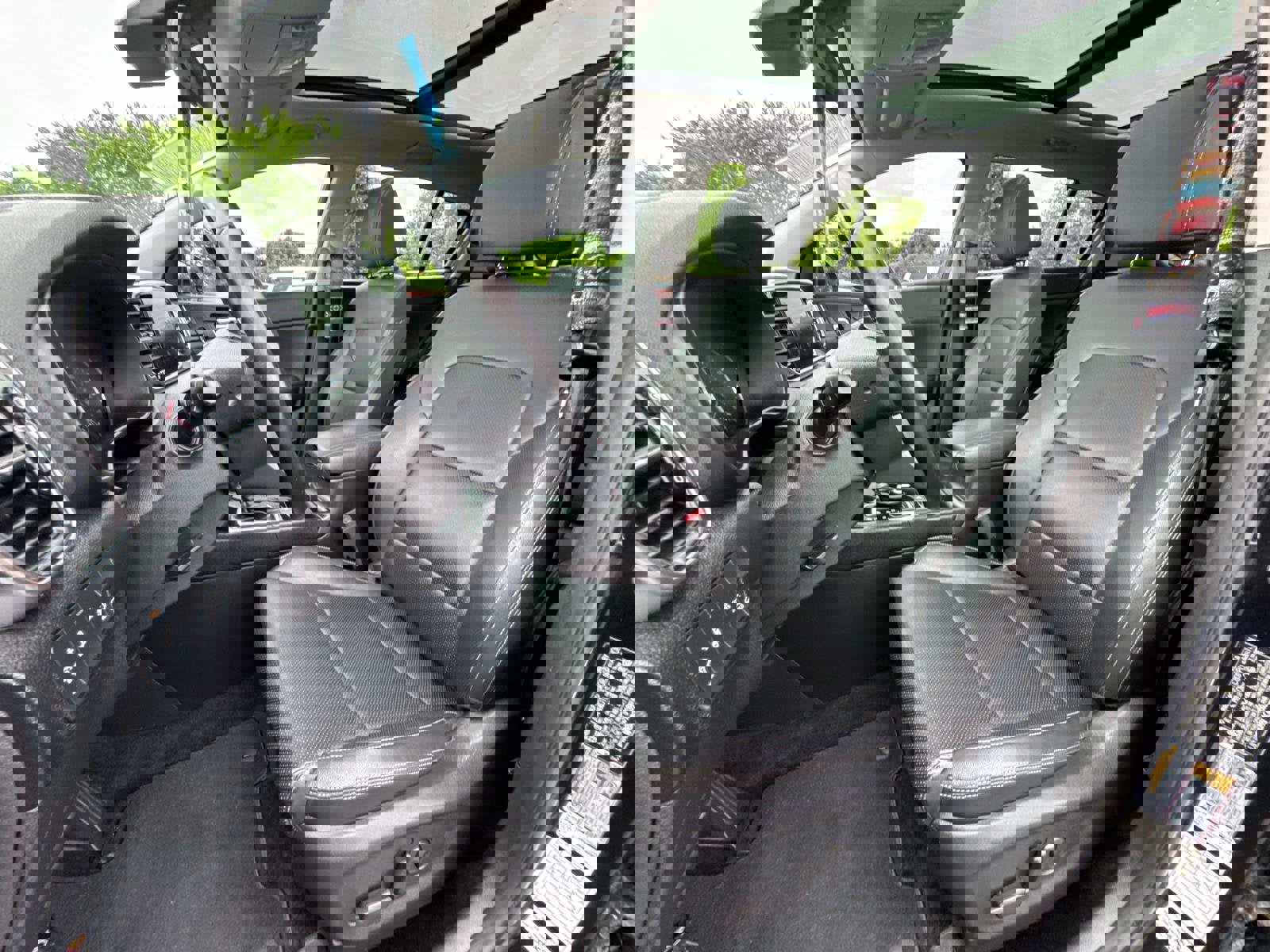 Used 2022 Kia Sportage EX image 10