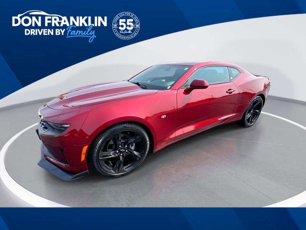 Used 2021 Chevrolet Camaro LT w/ Technology Package RWD image 1