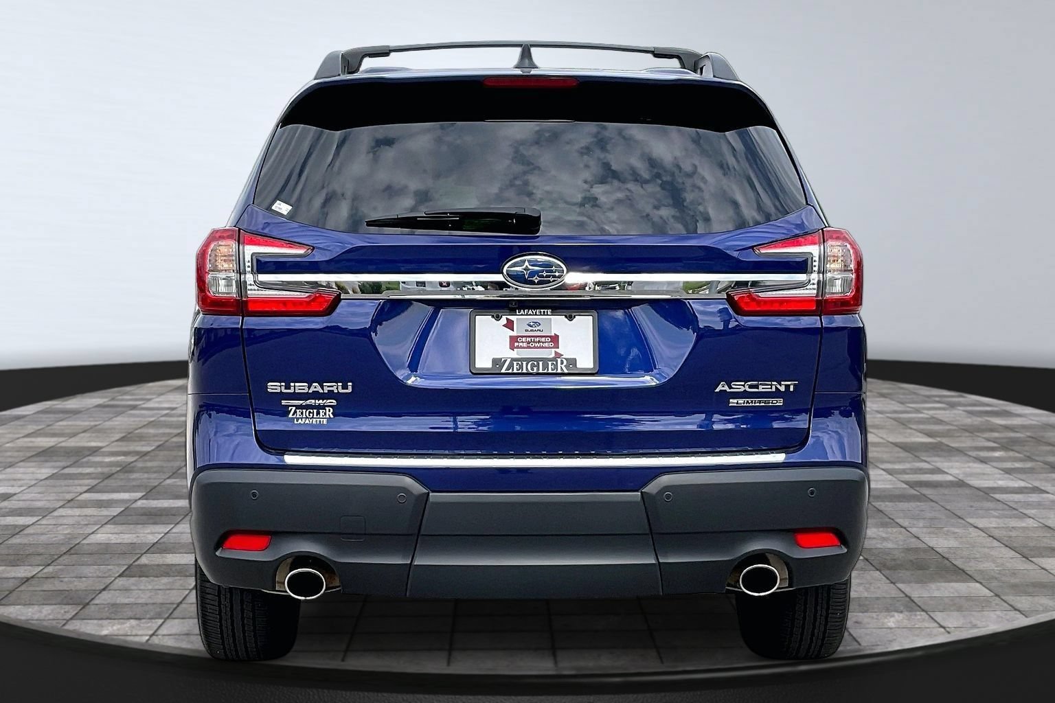 Certified 2026 Subaru Ascent Limited AWD/4WD image 4