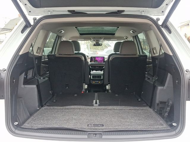 Used 2025 Volkswagen Atlas SEL image 29