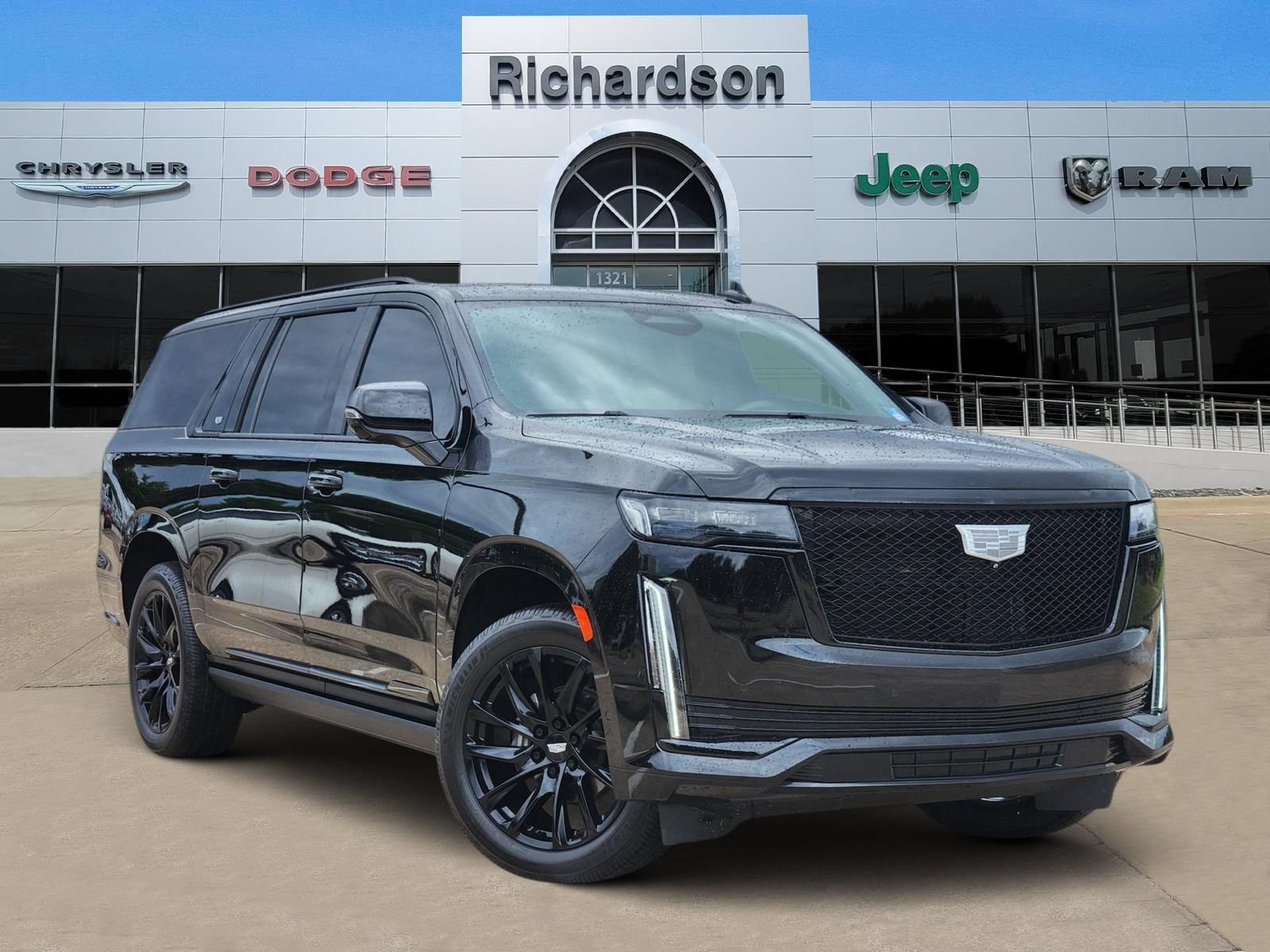 Used 2022 Cadillac Escalade ESV Sport Platinum w/ LPO, ONYX Package