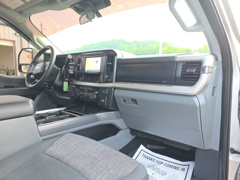 Used 2024 Ford F350 XLT w/ 360-Degree Camera Package AWD/4WD image 21