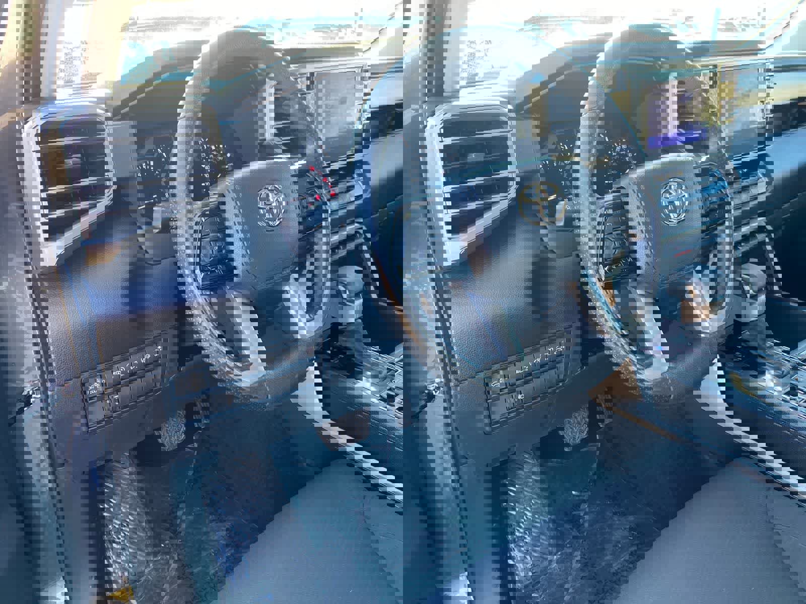 Used 2023 Toyota Tundra SR5 w/ SR5 Convenience Package image 12