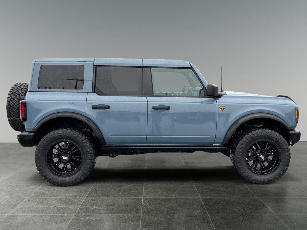 Used 2025 Ford Bronco Badlands AWD/4WD image 8
