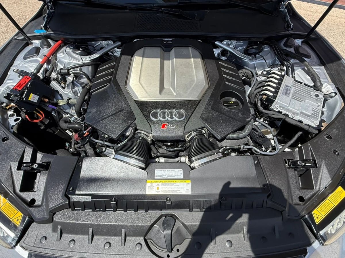 Used 2021 Audi RS 7 Sportback AWD/4WD image 22