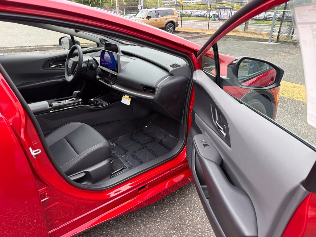 New 2027 Toyota Prius Limited AWD/4WD image 16