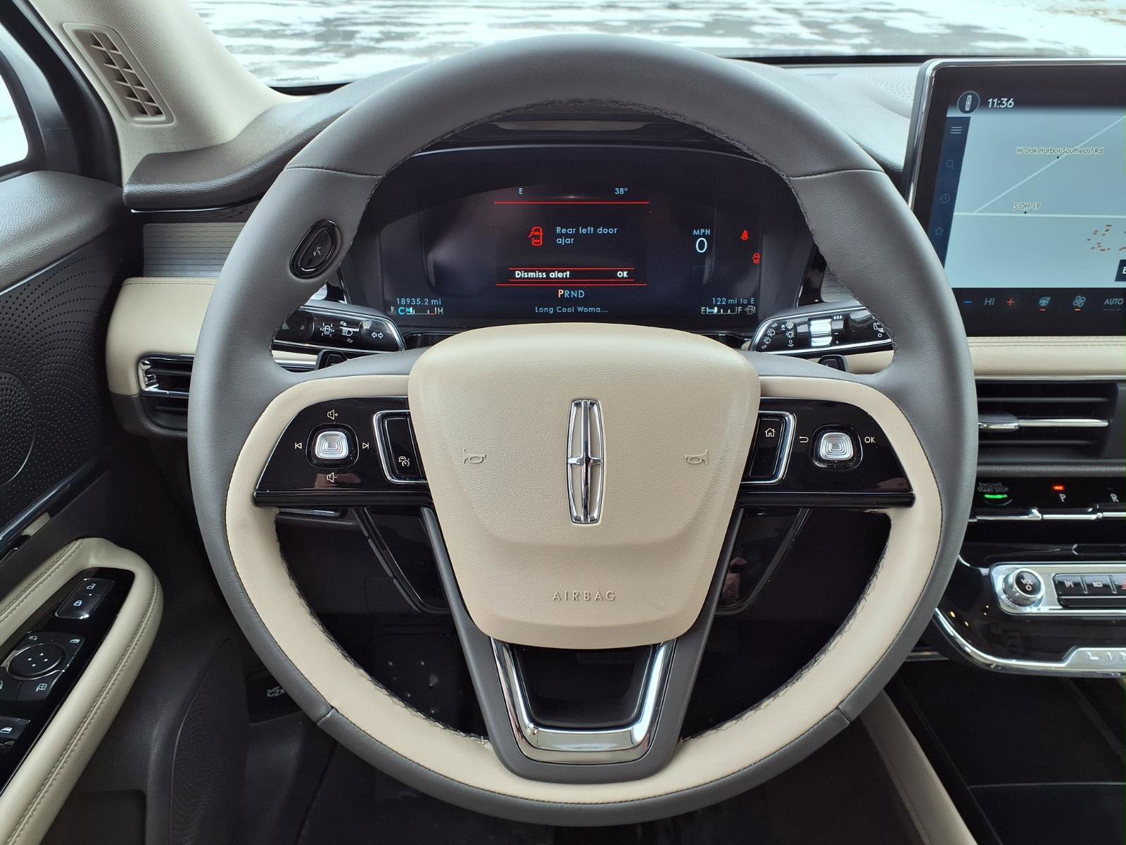 Used 2024 Lincoln Corsair Premiere w/ Equipment Group 101A image 24