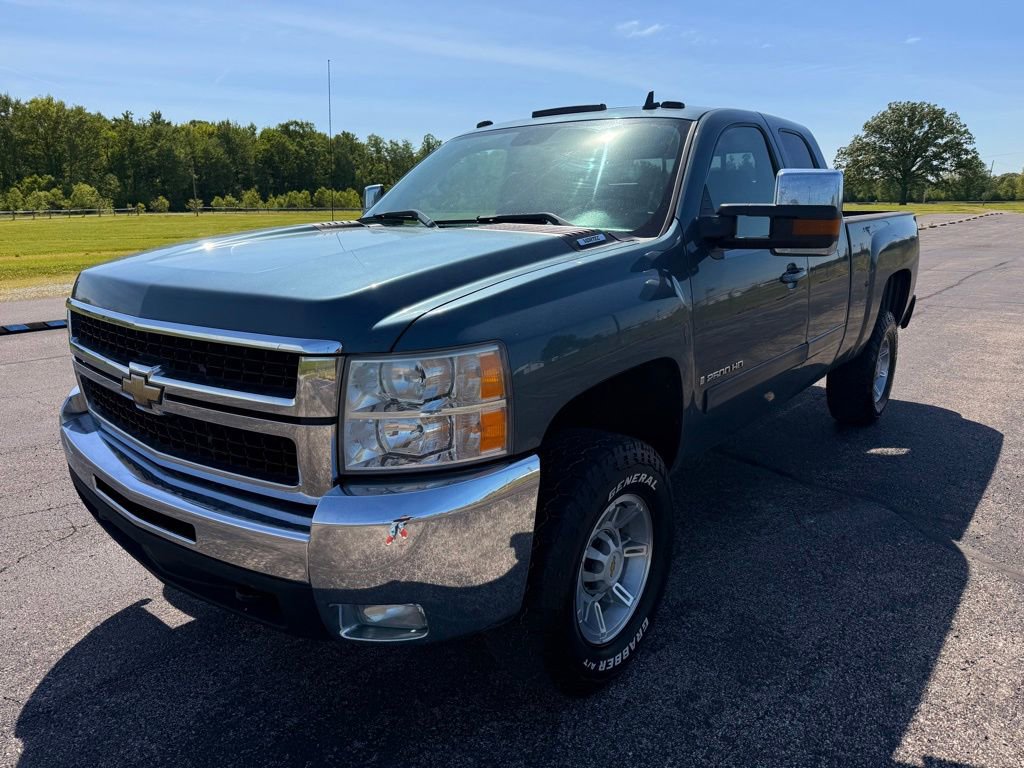 Used 2008 Chevrolet Silverado 2500 LTZ w/ Safety Package AWD/4WD image 14
