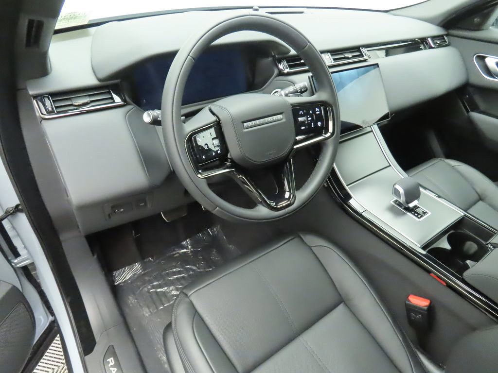 Used 2025 Land Rover Range Rover Velar Dynamic SE AWD/4WD image 9