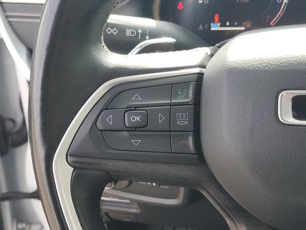 Used 2021 Jeep Grand Cherokee L Limited AWD/4WD image 19
