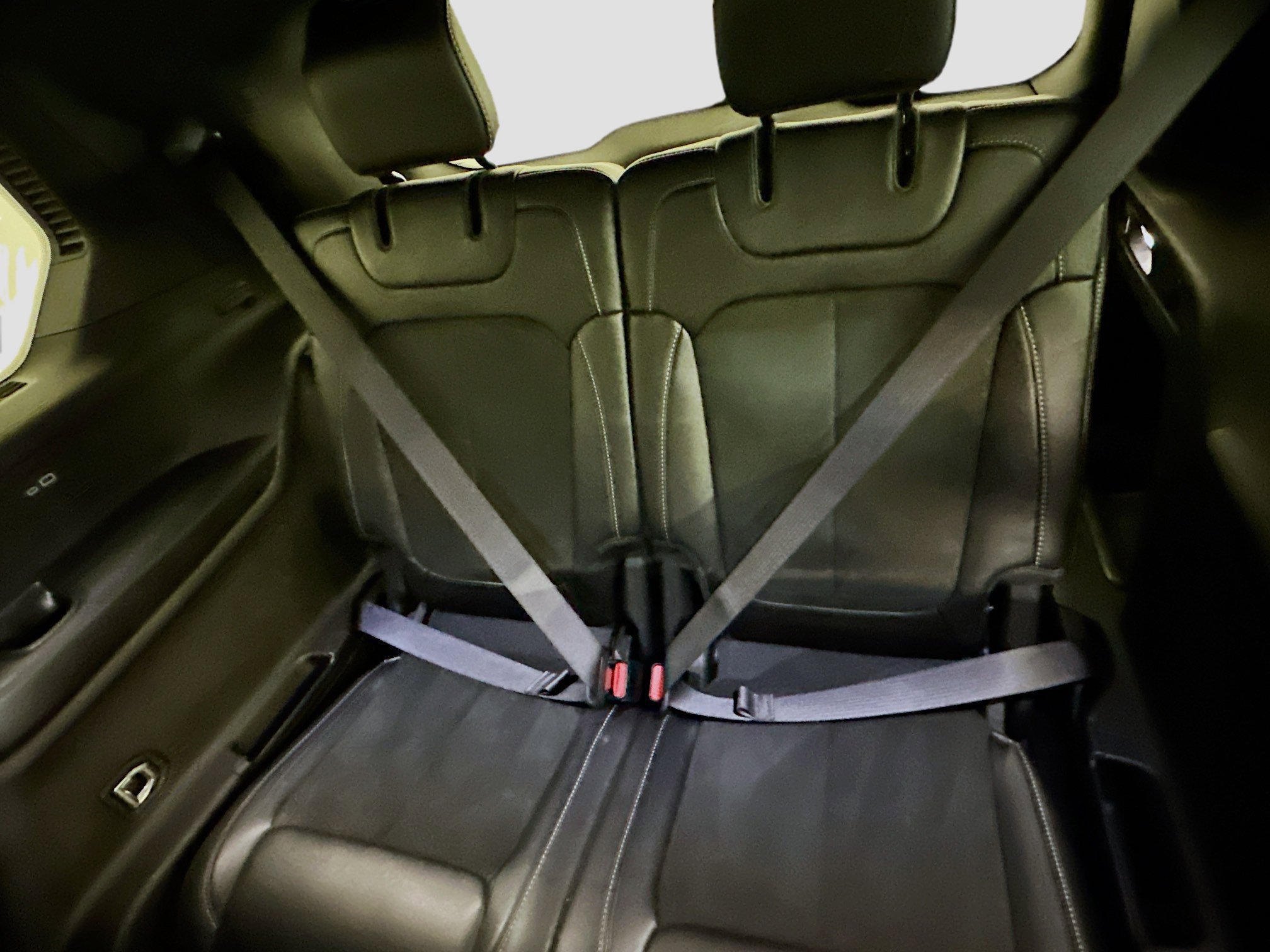 Used 2023 Jeep Grand Cherokee L Laredo image 30