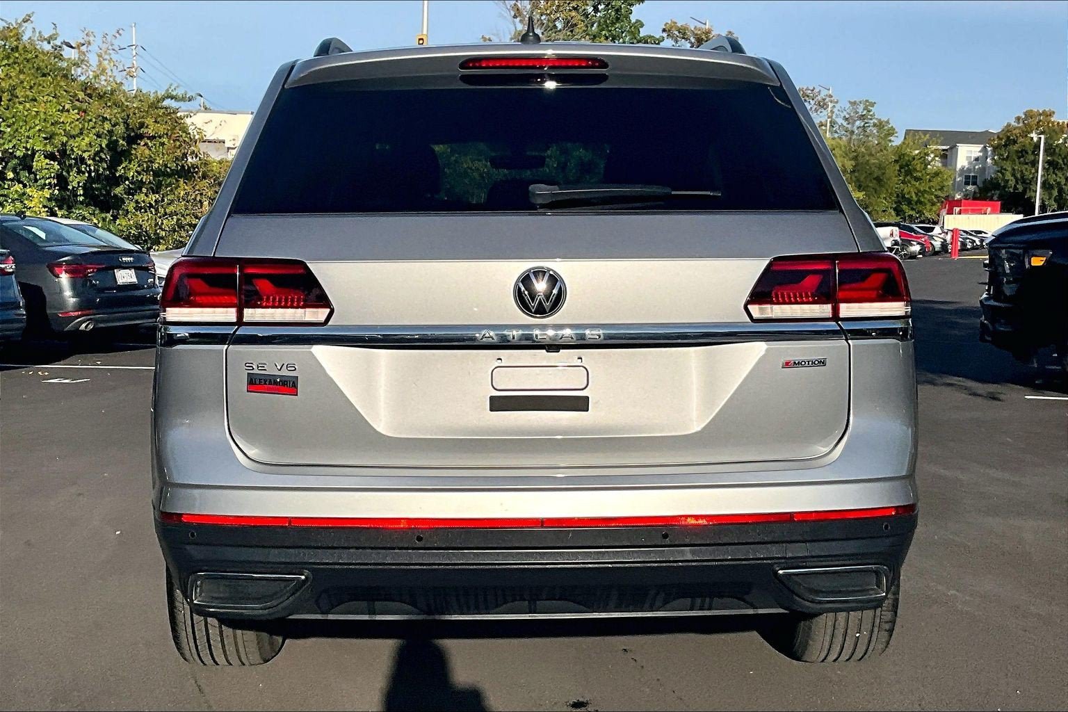 Used 2021 Volkswagen Atlas SE AWD/4WD image 4