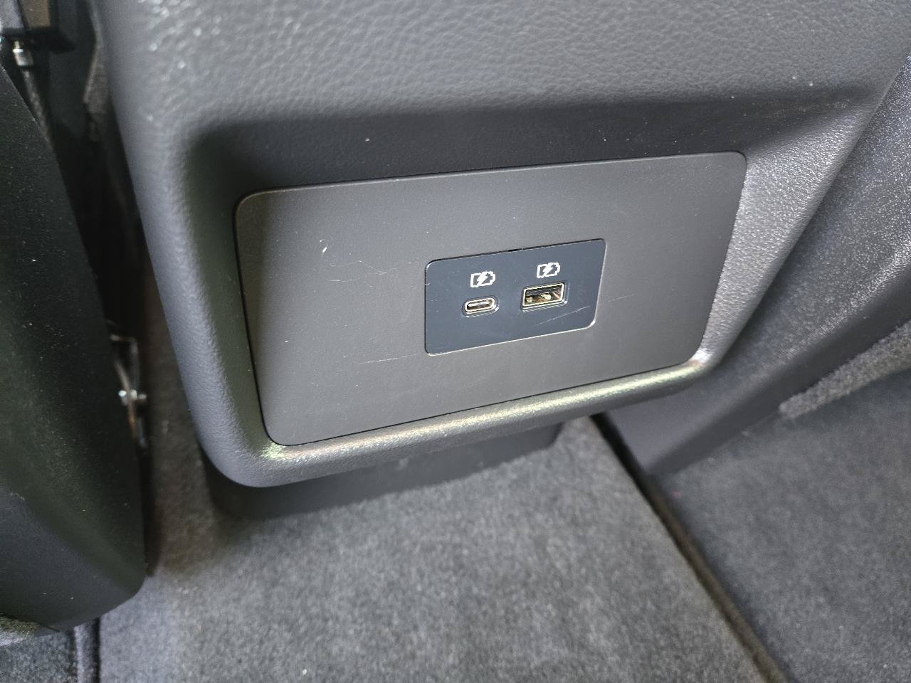 Used 2023 Nissan Rogue SV AWD/4WD image 12
