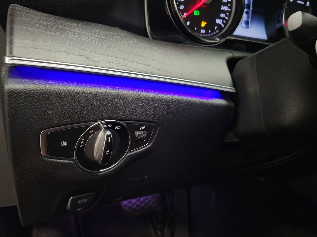 Used 2017 Mercedes-Benz E 300 image 30