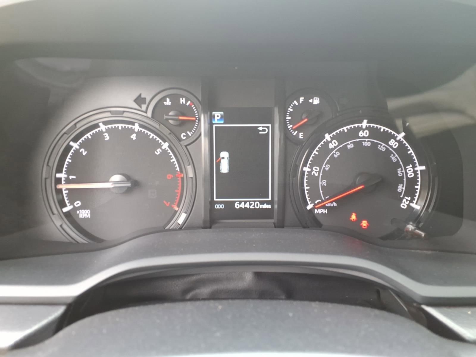 Used 2022 Toyota 4Runner SR5 Premium w/ Moonroof Package AWD/4WD image 21