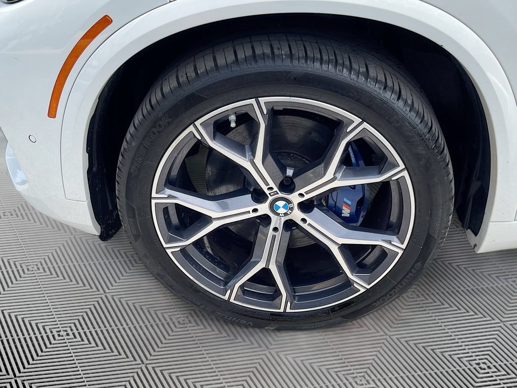 Used 2022 BMW X5 xDrive40i AWD/4WD image 33