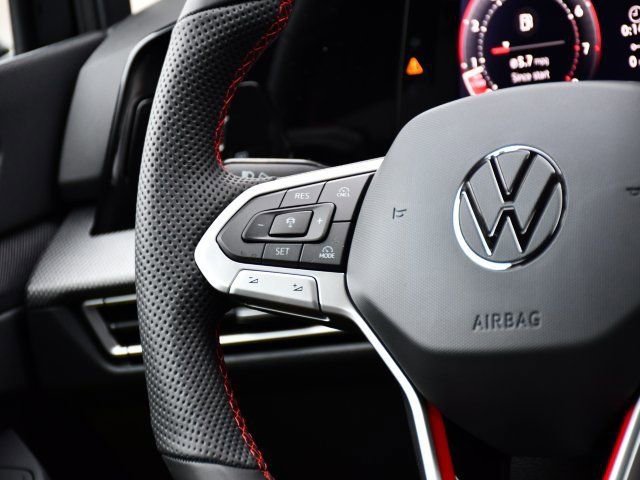 New 2026 Volkswagen GTI SE image 24