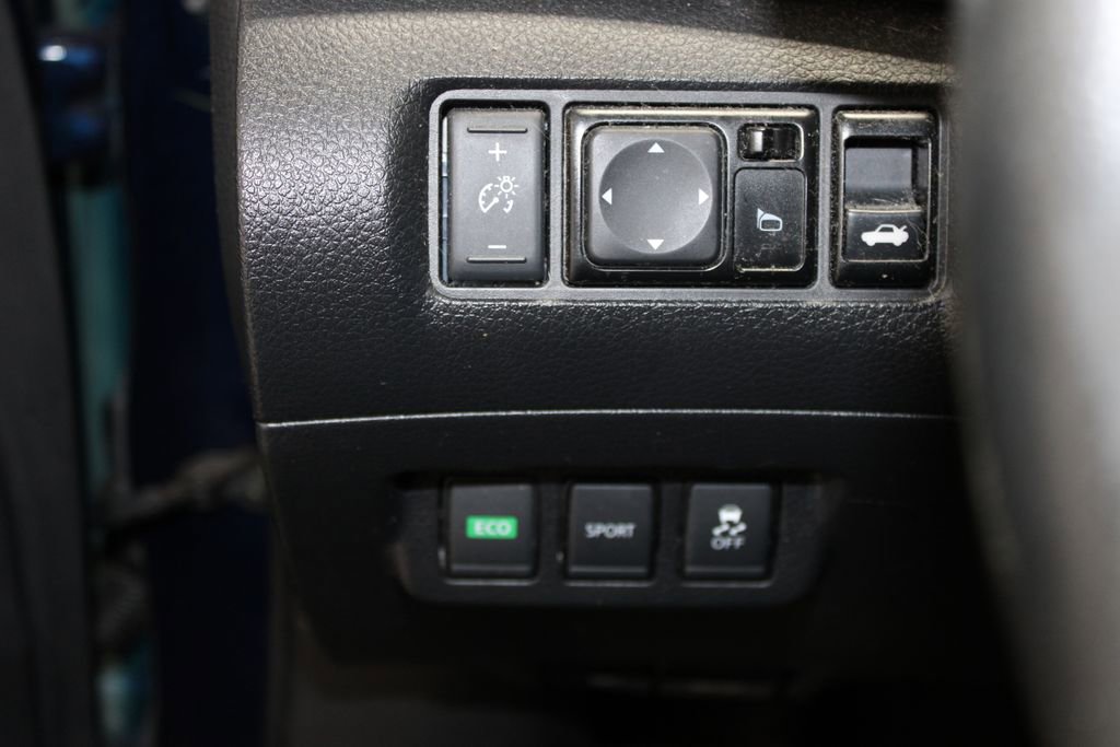 Used 2018 Nissan Sentra SV image 19