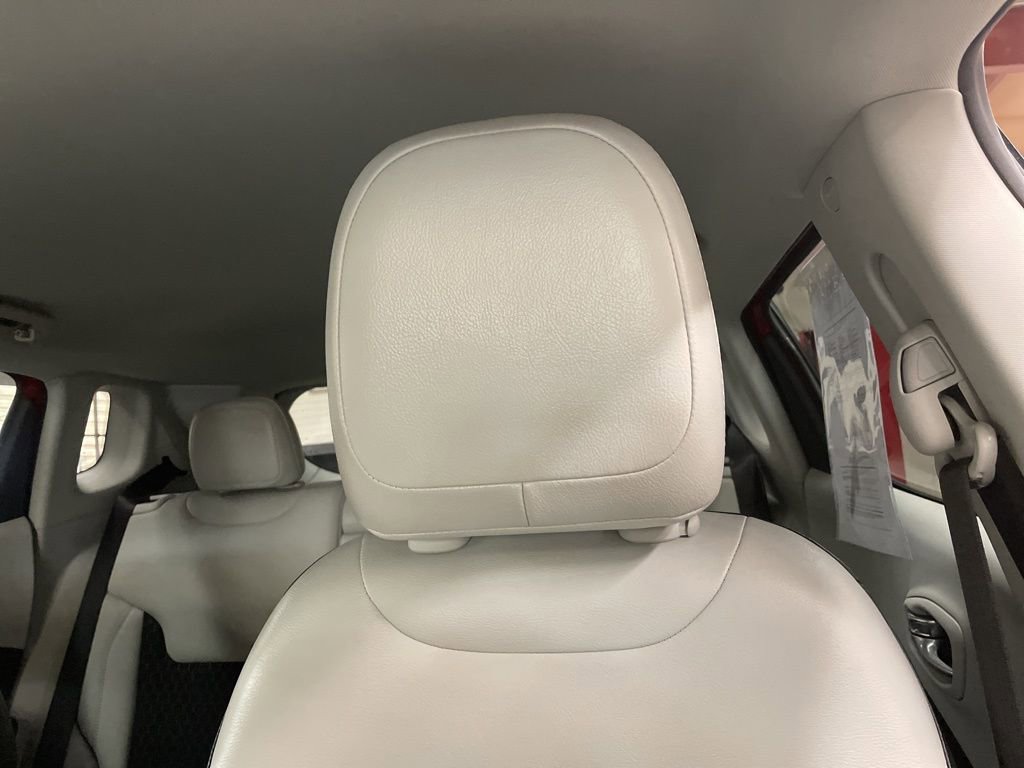 Used 2019 Jeep Compass Latitude w/ Popular Equipment Group image 13