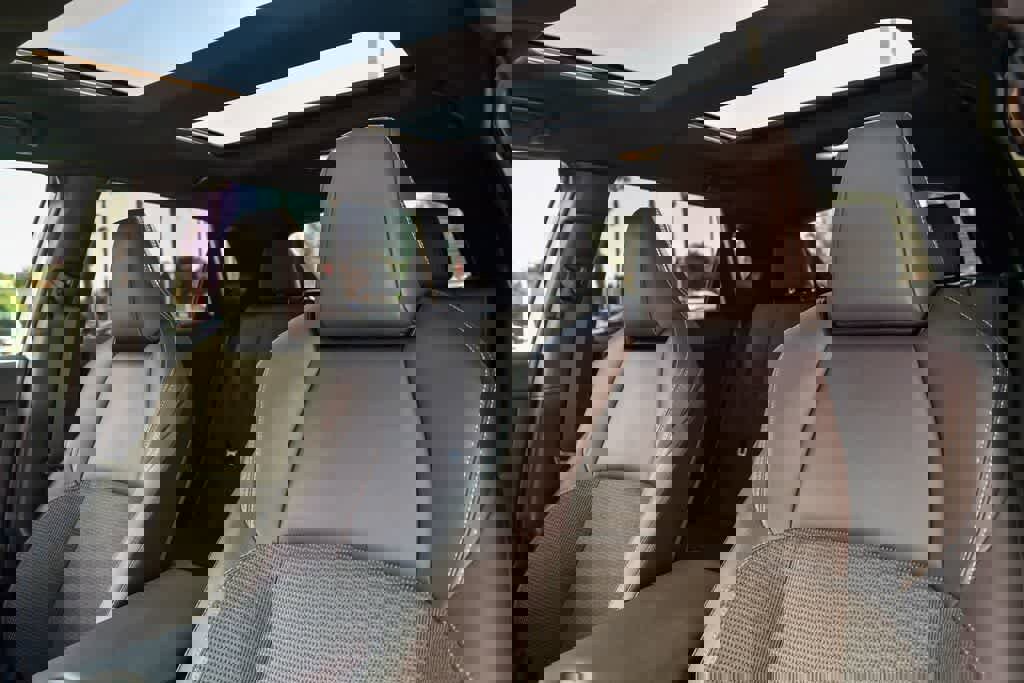 Used 2023 Toyota bZ4X XLE w/ Weather Package image 17