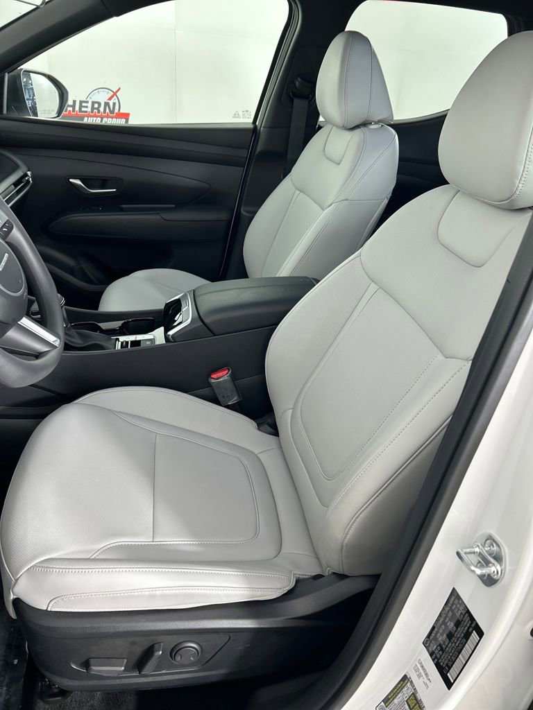 Used 2026 Hyundai Santa Cruz SEL image 13