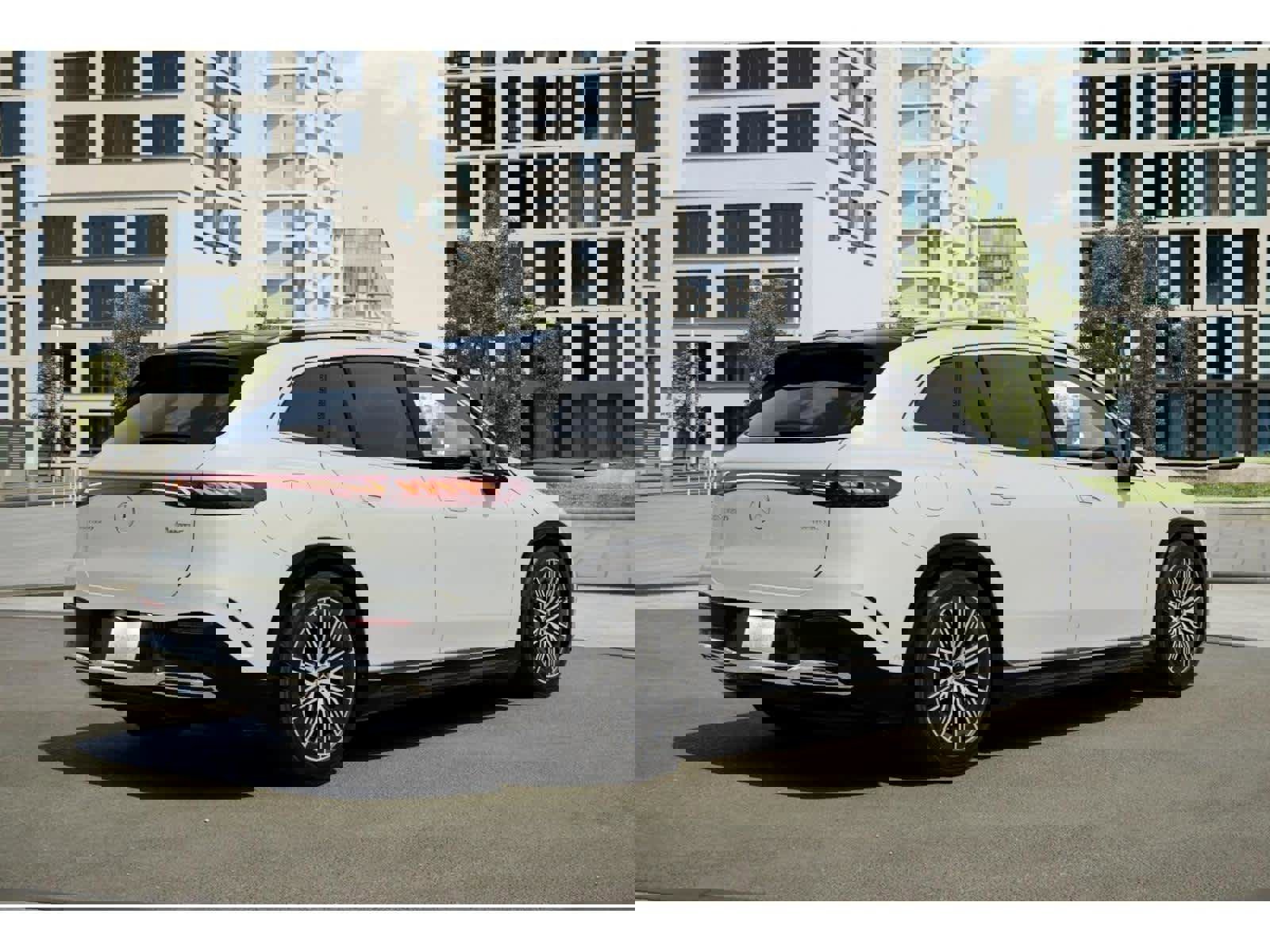 New 2026 Mercedes-Benz EQS 550 4MATIC SUV image 20