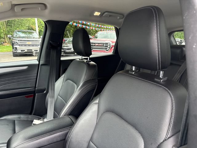 Used 2025 Ford Escape Platinum AWD/4WD image 9