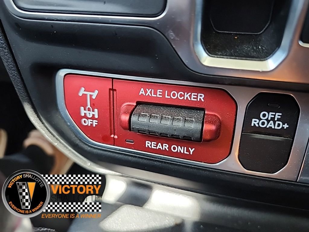 Certified 2024 Jeep Gladiator Mojave w/ Technology Group image 6