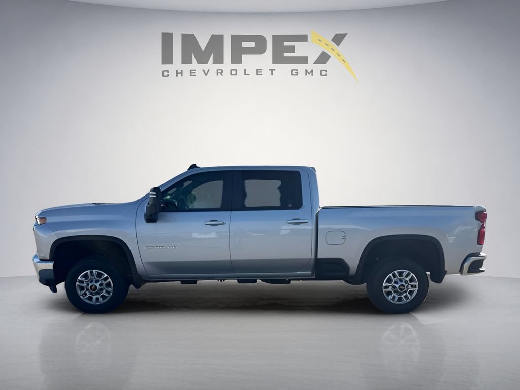 Used 2023 Chevrolet Silverado 2500 LT w/ Convenience Package RWD image 2