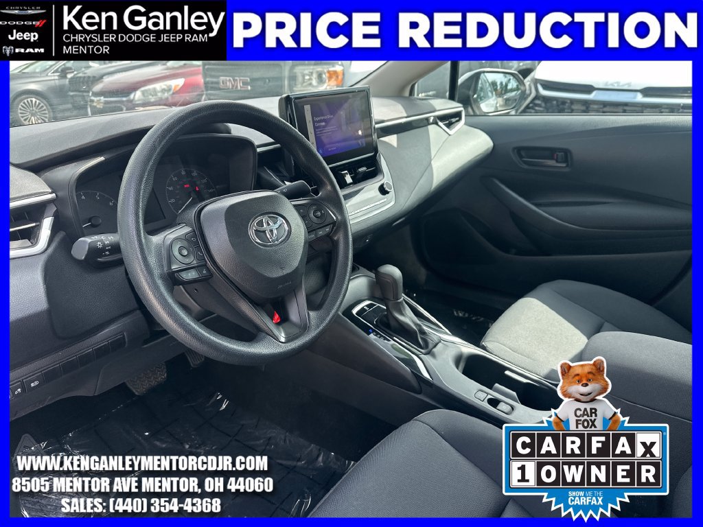 Used 2025 Toyota Corolla LE FWD image 18