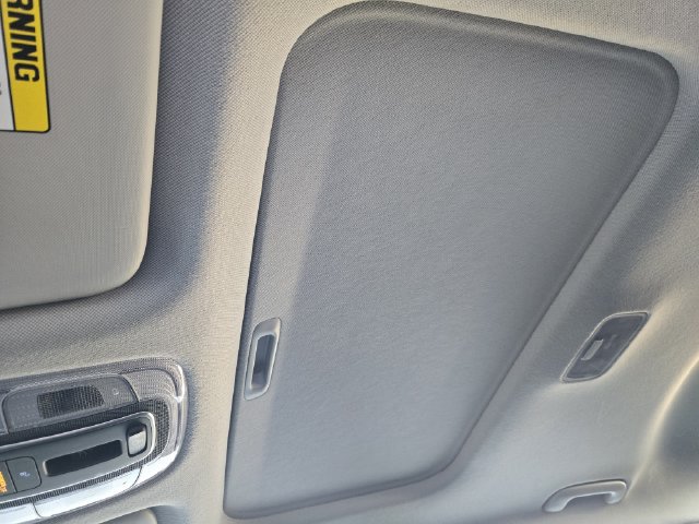 Certified 2025 Hyundai Elantra SEL FWD image 18