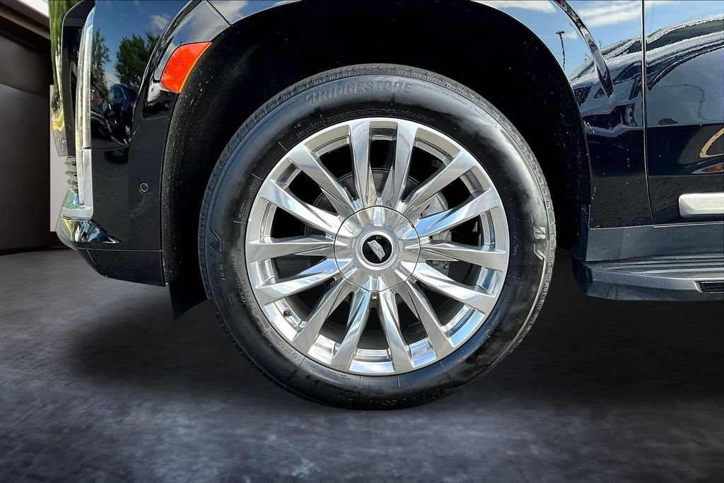 Used 2023 Cadillac Escalade Premium Luxury w/ LPO, Floor Liner Package AWD/4WD image 35