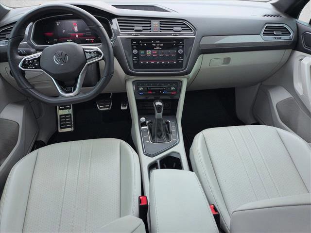 Used 2023 Volkswagen Tiguan SE R-Line image 23
