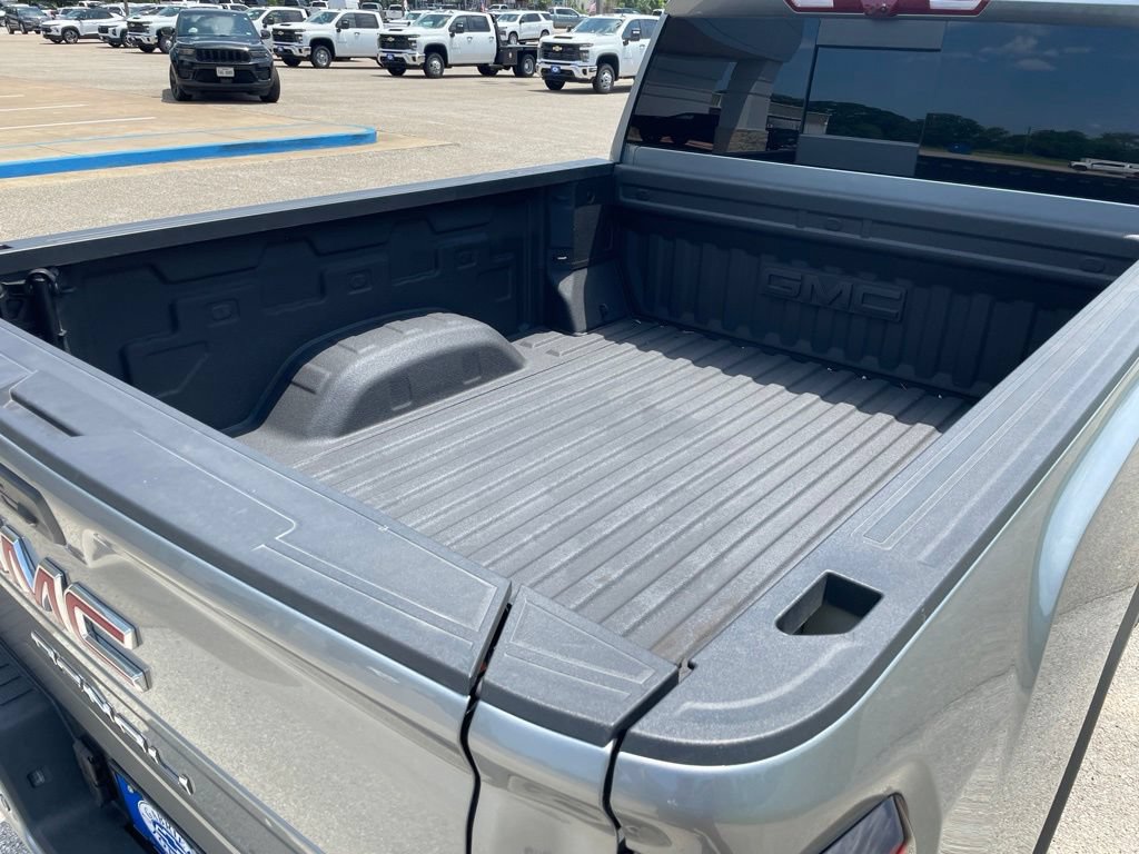 Used 2025 GMC Sierra 2500 Denali w/ Denali Reserve Package AWD/4WD image 41