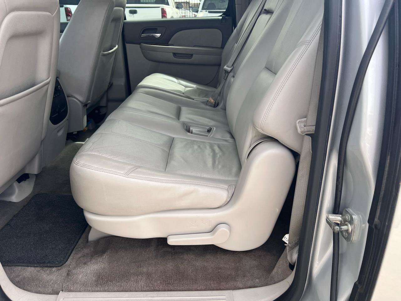 Used 2013 GMC Yukon XL SLT RWD image 45