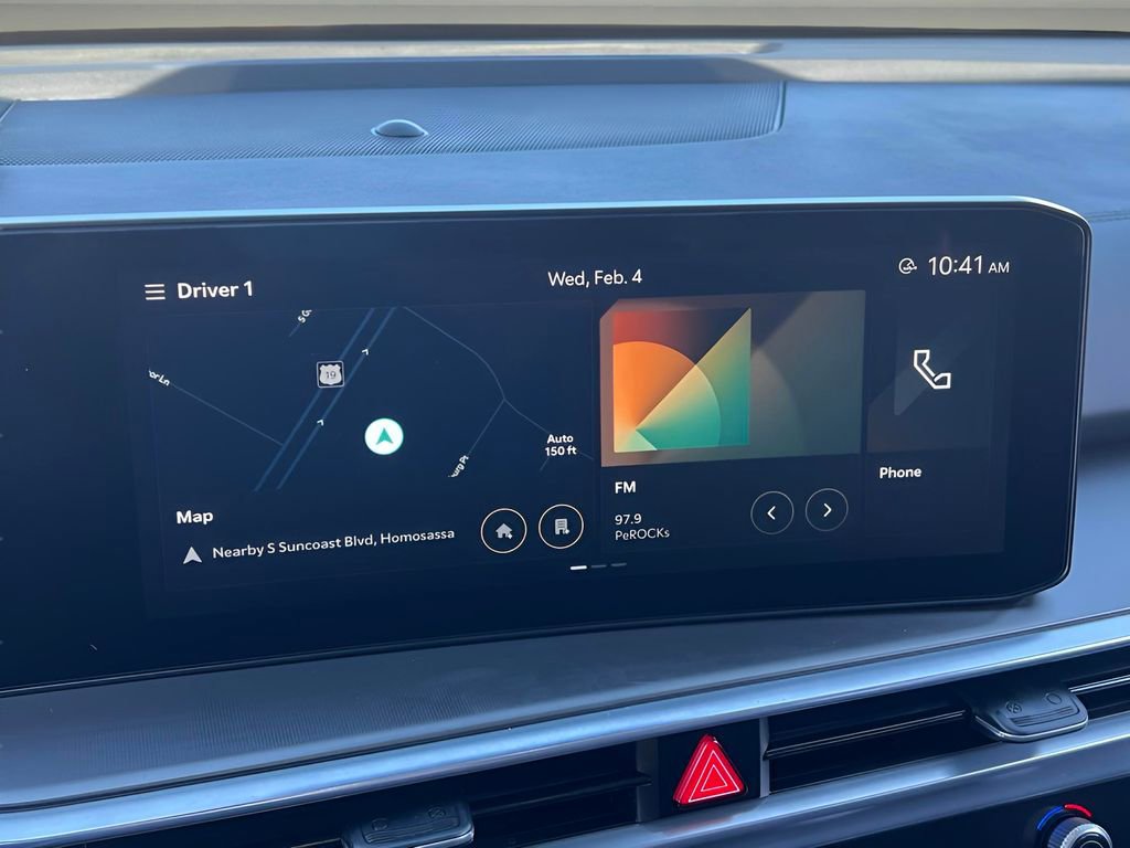 Used 2025 Kia Sorento SX image 21