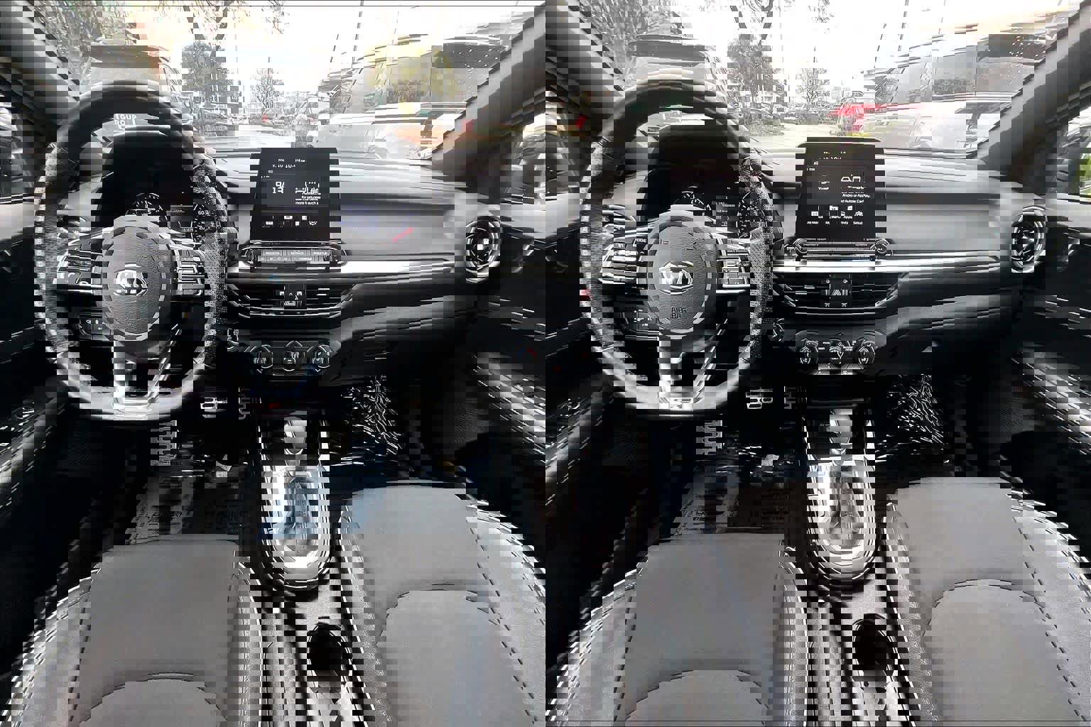 Used 2021 Kia Forte GT-Line w/ GT-Line Premium Package image 16