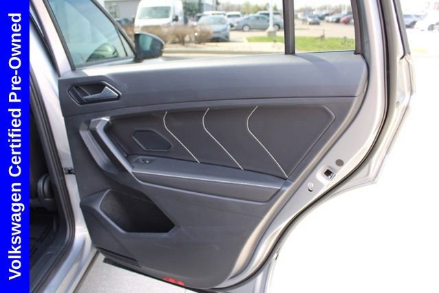 Used 2024 Volkswagen Tiguan SE R-Line image 24