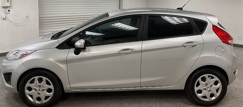 Used 2013 Ford Fiesta SE image 8