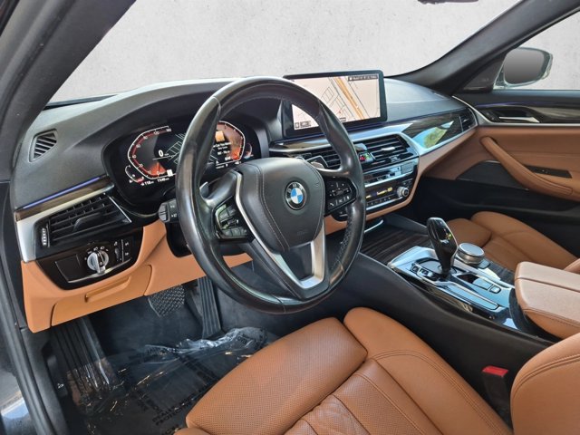 Used 2021 BMW 530i w/ Premium Package RWD image 10