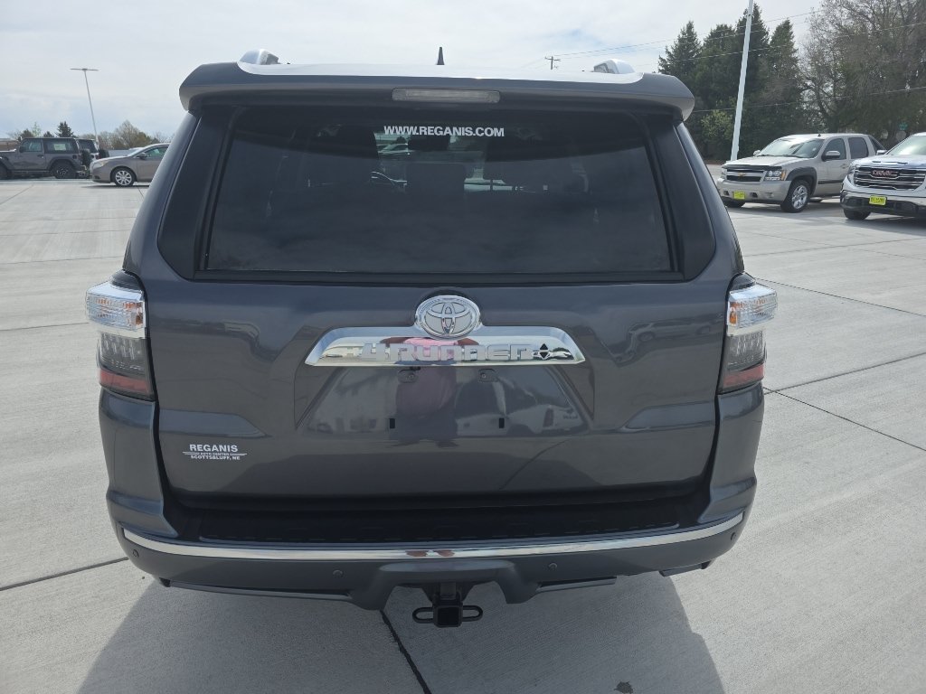Used 2022 Toyota 4Runner Limited AWD/4WD image 6