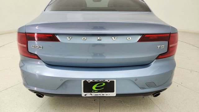 Used 2019 Volvo S90 T5 Momentum w/ Protection Package Premier image 11