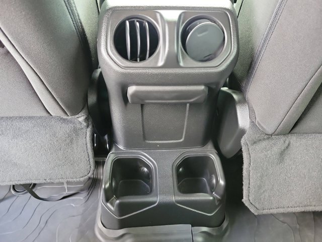 Used 2022 Jeep Wrangler Unlimited Sport image 15