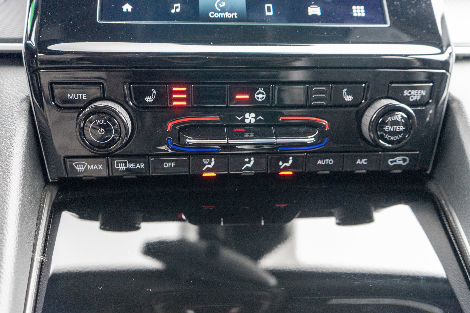 Used 2023 Jeep Grand Cherokee Altitude image 20